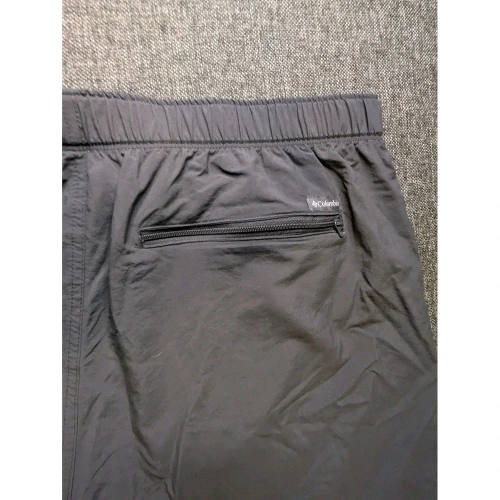 Columbia Gray Belted Board Utility Shorts Mens Large Outdoor 8